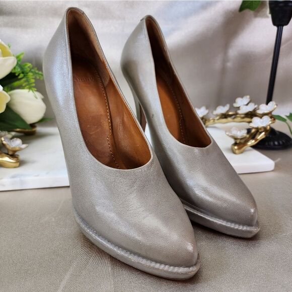 Authentic Givenchy Oyster Grey Leather Platform Heels EUC - Picture 11 of 15